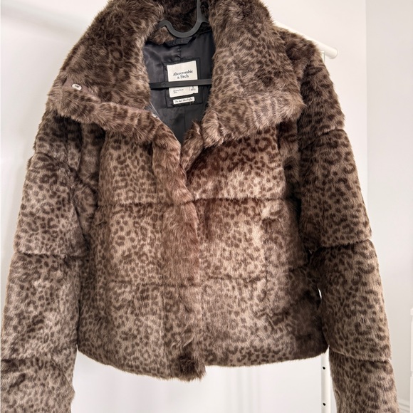 Abercrombie & Fitch Leopard Print Teddy Jacket - Picture 4 of 10